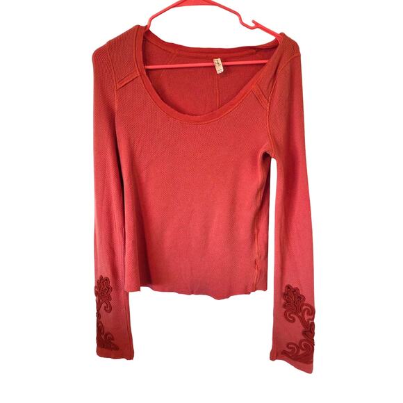 Free People Womens Long Sleeve Embroidered Thermal Top Size Large Coral - Picture 1 of 4